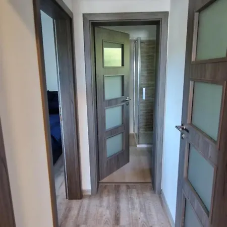 Pod Zámečkem